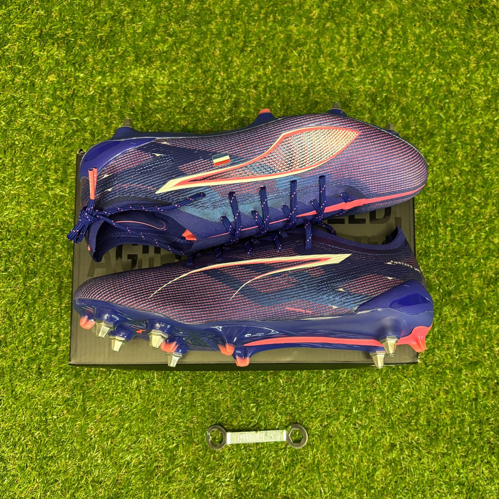 PUMA Ultra 5 Ultimate SG