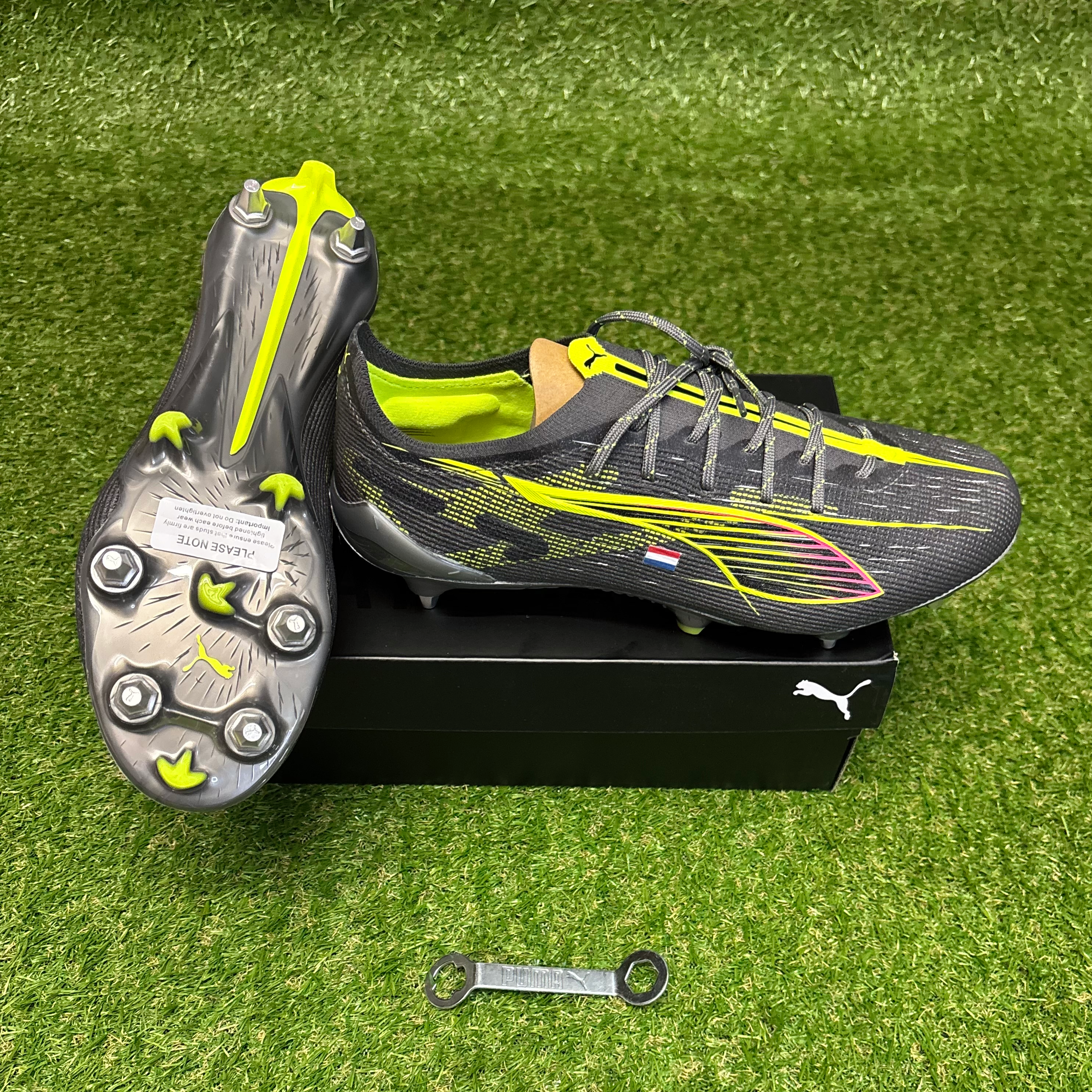 PUMA Ultra 5 Ultimate SG