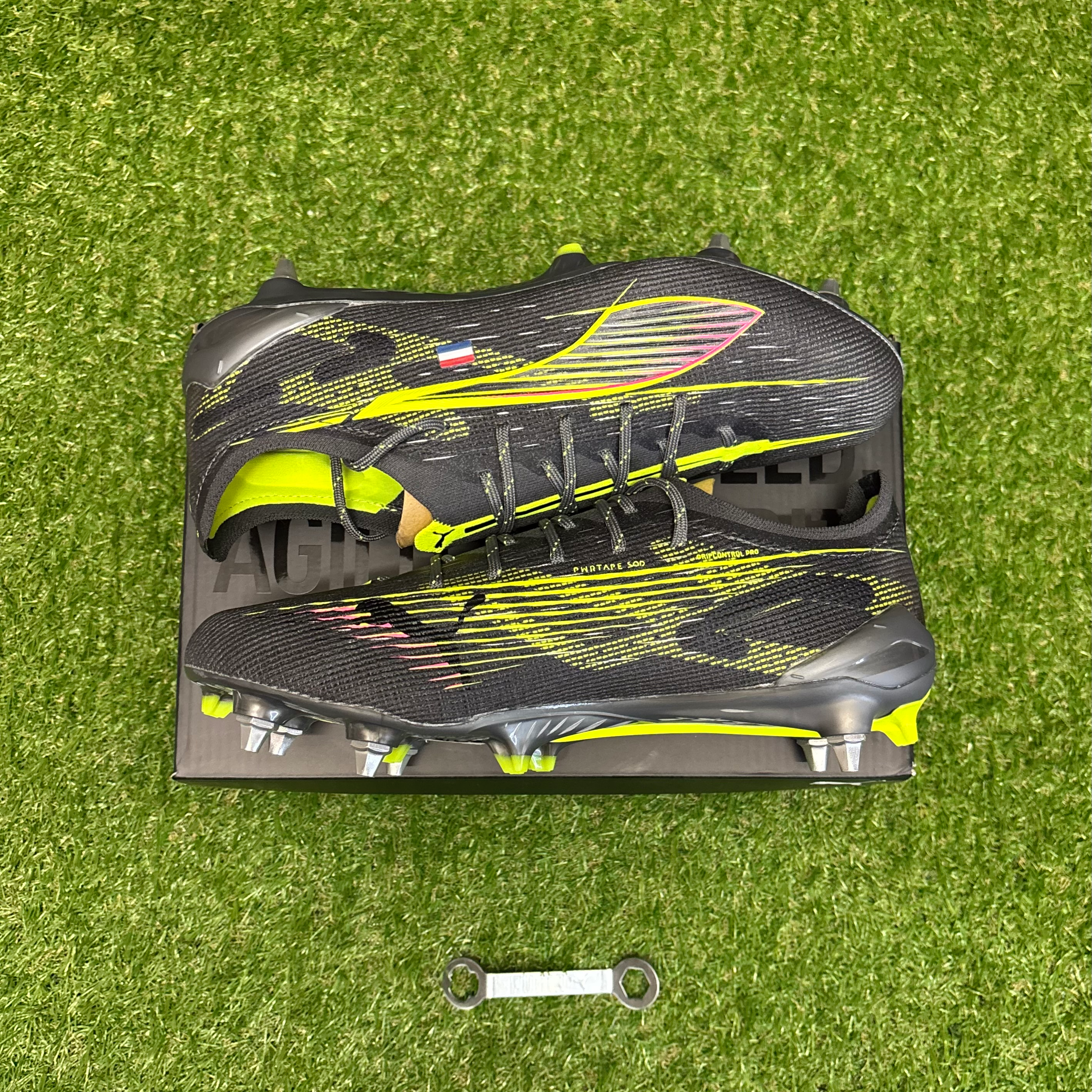 PUMA Ultra 5 Ultimate SG